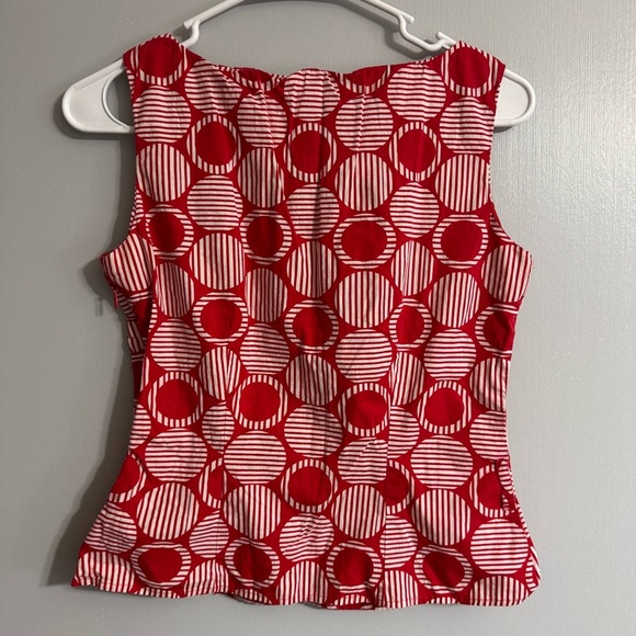 3/$32 H&M Red White Sleeveless Fitted Top Size 4 - Picture 2 of 6